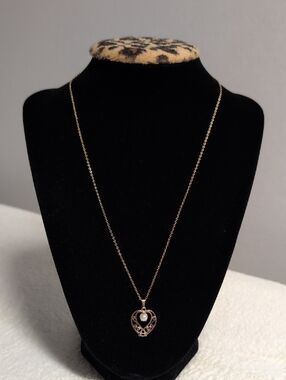 Yellow Gold Heart Pendant with Pearl 1/20 12K And Chain Necklace CMC GF ECCO